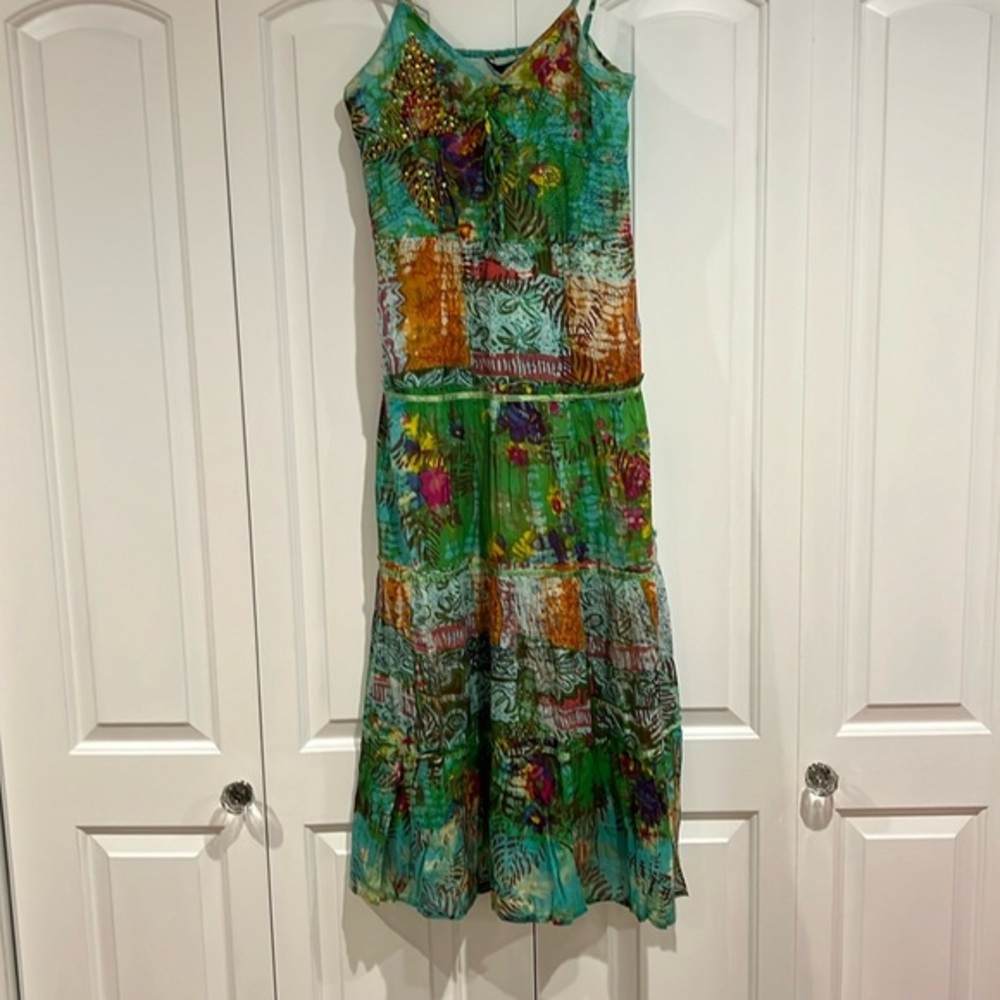 Chaundry new with tags size medium dress‎